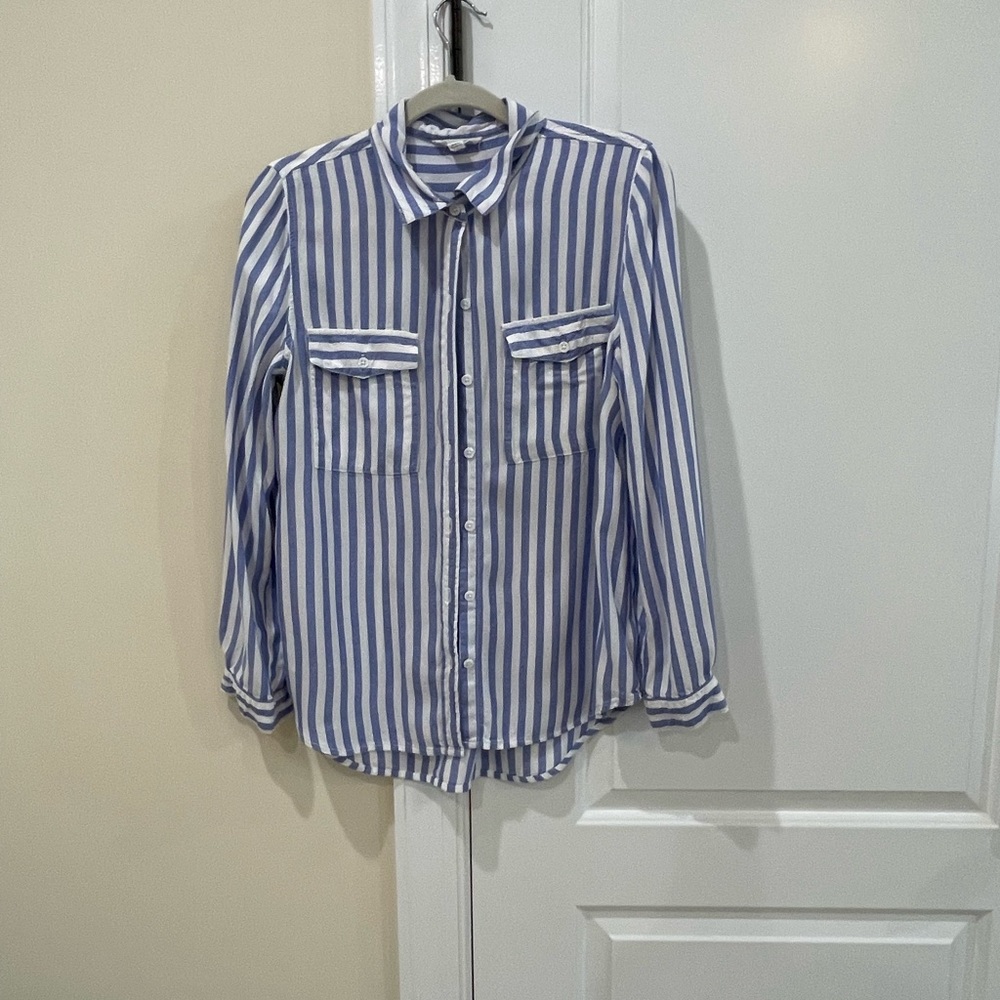 Stripe blouse. Size medium
